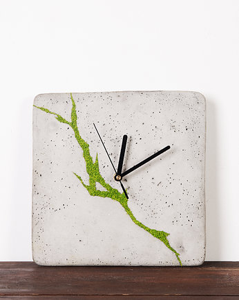Kwadratowy betonowy zegar ścienny z chrobotkiem reniferowym - jasny, Joanna Komorowska Studio