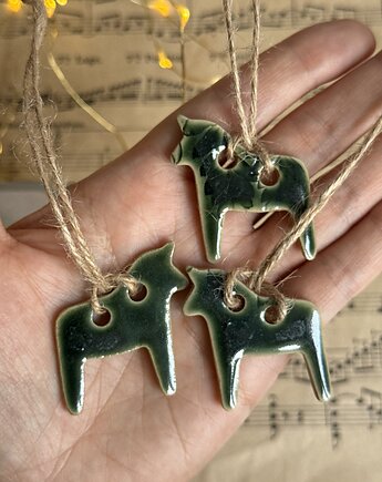 Koniki ceramiczne zawieszki 3 sztuki z paprocią, Joanna Serafin design