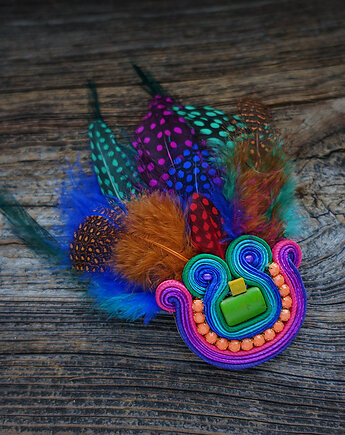 Kolorowa broszka soutache z piórami, Mró Soutache