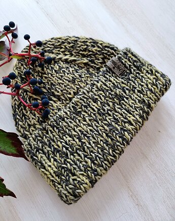 Farbowana roślinami czapka Trzcina Merino, HERBE DESIGN