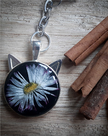 Breloczek ze stokrotką, kot, Figa handmade accessories