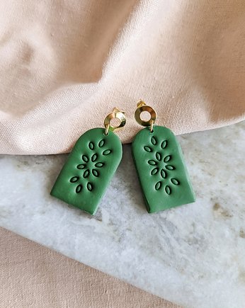 Delikatne zielone kolczyki w stylu boho, butelkowa zieleń, Dary Rusałki