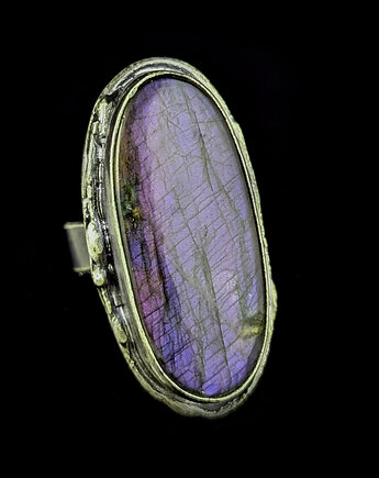 Pierścionek labradoryt niebieskości i fiolety, Pracownia Neores