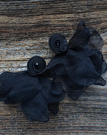 Czarne kolczyki soutache z kwiatami, Mró Soutache