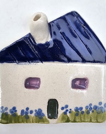 Magnesik chatka inspirowany architekturą dawną, Agata Spirydońska ceramics