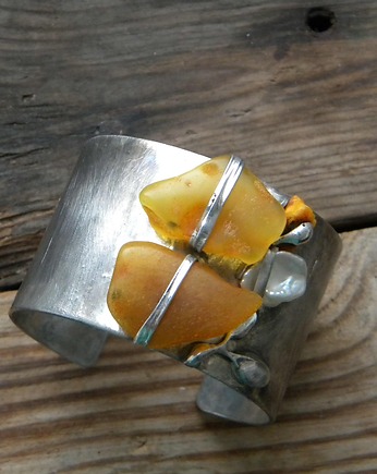 Bursztyny mleczne z perłą -  bransoleta mankiet CUFF, Beata Trotter