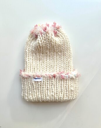 Wełniana czapka Lily fantazyjna wełna handmade ręcznie robiona
