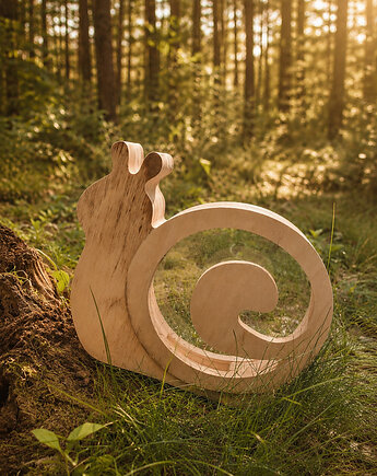 Drewniana skarbonka ŚLIMAK Leśny design Prezent dla dziecka Montessori, Moss&Moon