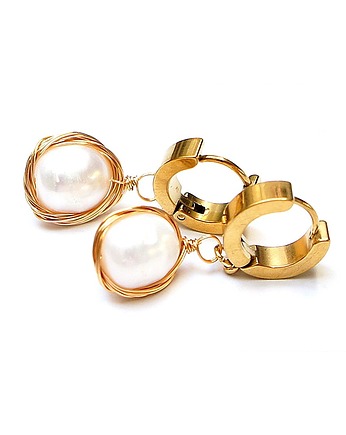 Kolczyki pozłacane Pearls [white] perły vol. 28 , KiKa pracownia