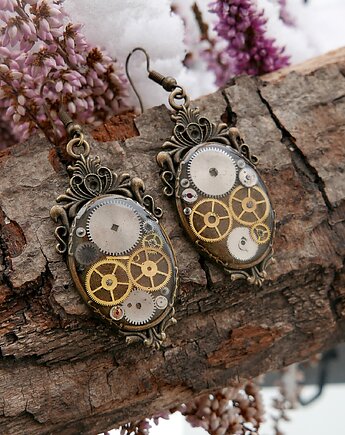 Mechaniczne kolczyki 289, Zegarynki