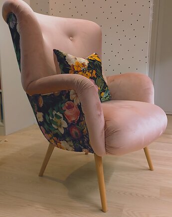 Fotel Uszak Scandi w kwiaty, Juicy Colors