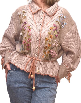 Beżowy kardigan z warkoczami i haftami, rozmiar L/XL, Z drugiej nitki