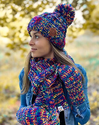 Czapka MERINO 50% EUFORIA ,,Pokojowe granaty", Brain Inside