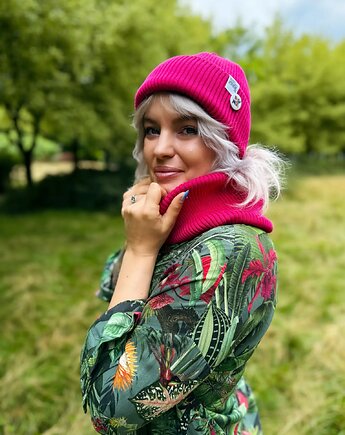 Czapka beanie z bawełny logo kolorowe Malina, Brain Inside