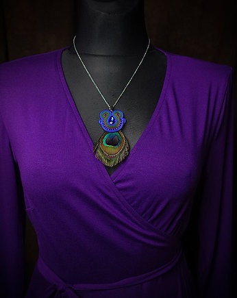Peacock eye- wisior soutache z piórami, Mró Soutache
