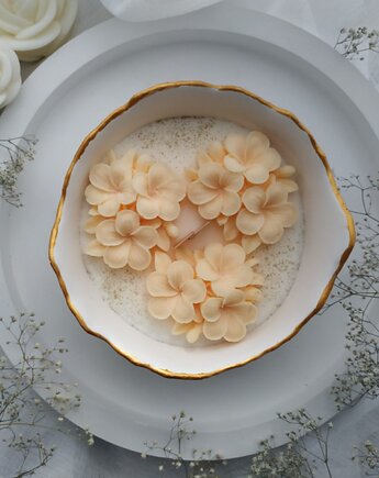 Świeca sojowa o zapachu bursztynu, Narcissus Candle