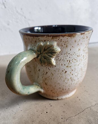 Duży ceramiczny kubek z listkiem, ArtByLeika