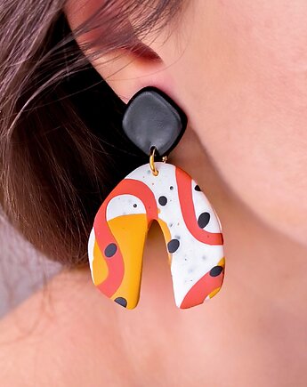 Kolczyki handmade inspirowane sztuką, rudo musztardowa biżuteria artystyczna, Dary Rusałki