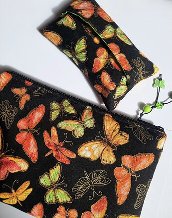 Z. Komplet w motylki, Gazynia