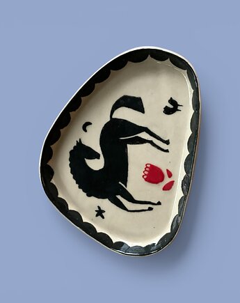 Ręcznie wykonany talerz ceramiczny z koniem 19, NOWdeco