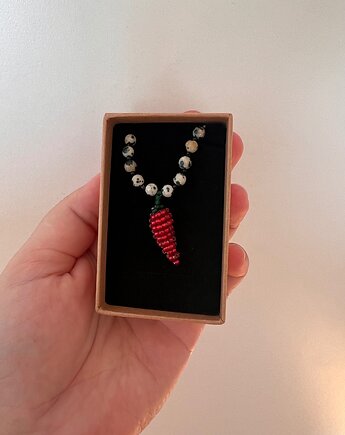 Handmade naszyjnik z jaspisem dalmatyńskim i plecioną papryką, Juicy Beads