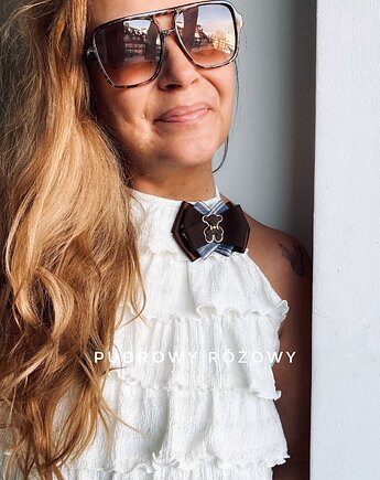 Jesienna Brosza  z  czekoladowym MISIEM Nowość, Pudrowy Różowy