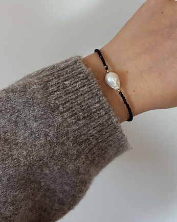 Bransoletka czarna Onyks z perłą, Chmolowska Jewellery