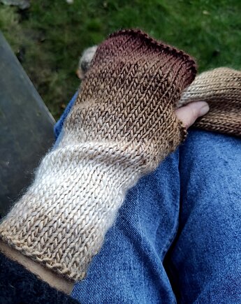 Z kremem / mitenki, agat handmade