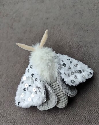 Motylek Ćma biało-szara z cekinami mały objekt decoracyjny, Not only cute crafts