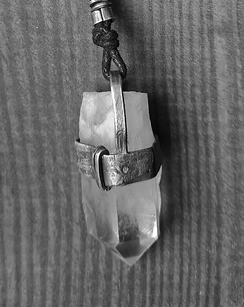 Masywny kryształ górski - naszyjnik Q2471 srebro, OSOBY - Prezent dla Chłopaka