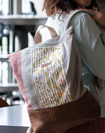 Plecak kurierski z suwakiem patchwork, raspberi