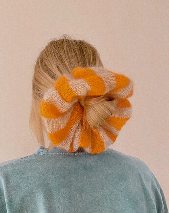 Queen of Summer scrunchie, Fiorki