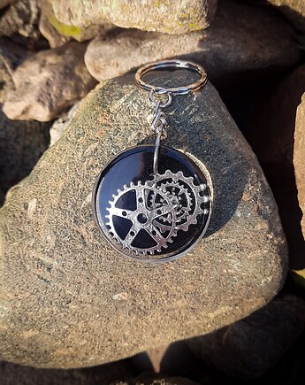 Breloczek z kołami zębatymi, Figa handmade accessories
