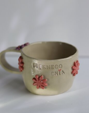 Kubek w Kwiaty Pięknego Dnia, Księżycowa bijoux