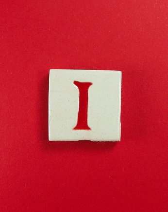 Ceramiczny magnes, czerwona literka I, M.J