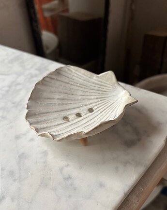 Ceramiczna Mydelniczka Handmade Muszelka Muszla Mleczno Biała, Maison Fragile