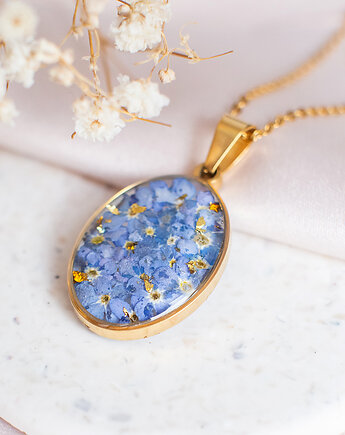 Wisiorek z niezapominajkami