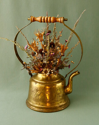 Kompozycja vintage ,,Zatrzymane w czasie"  w unikatowym starym imbryku, Rondo Kwiatowe