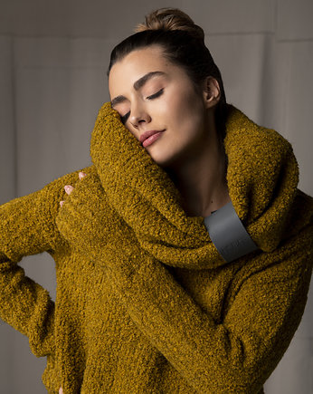 Sweter Boucle Musztardowy, Nubee