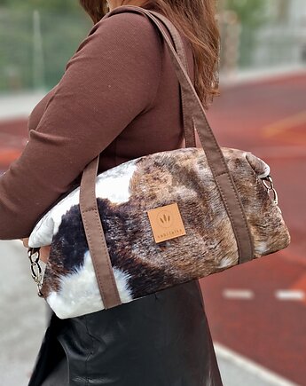 Welurowa torebka bagietka Czekoladowa Krówka, sabi tatka