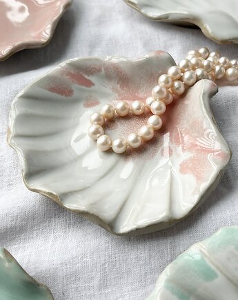 Ceramiczna muszla, muszelka - talerzyk na biżuterię, Och ceramika