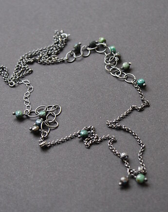 Chryzokole na długim łańcuchu, fado