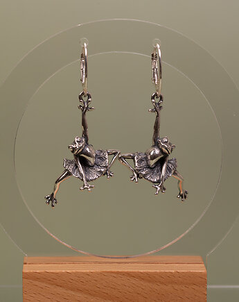 Kolczyki srebrne żaby baletnice, Amber by Baco