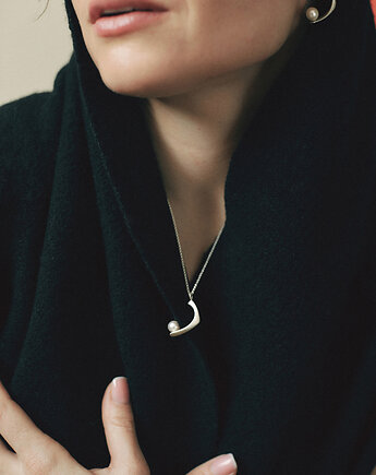 PEARL / satin silver necklace with white pearl, Filimoniuk