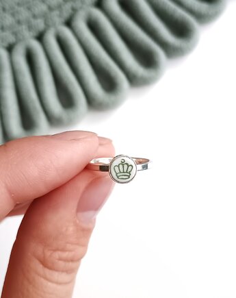 Pierścionek z koroną srebrny, biżuteria z talerzy