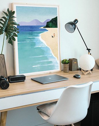 Morski spacer z psem - plakat 50x70 cm, minimalmill