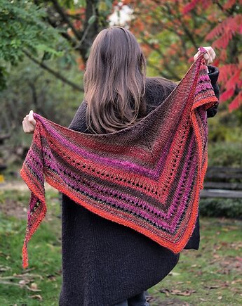 Owoce lasu 2 / chusta z Noro, agat handmade