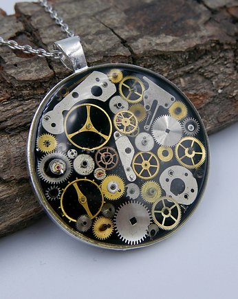 Mechaniczny naszyjnik 160, Zegarynki