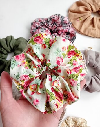 Kwiecista gumka do włosów, rozrysowane