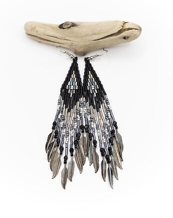 Czarno srebrne kolczyki z piórkami, Tauriel Design